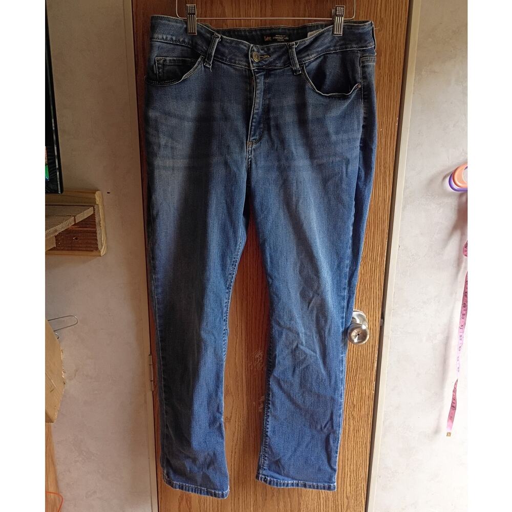 Lee Relaxed Straight Mid Rise Jeans 34x28 Stretch Classic Denim Size 18P Short